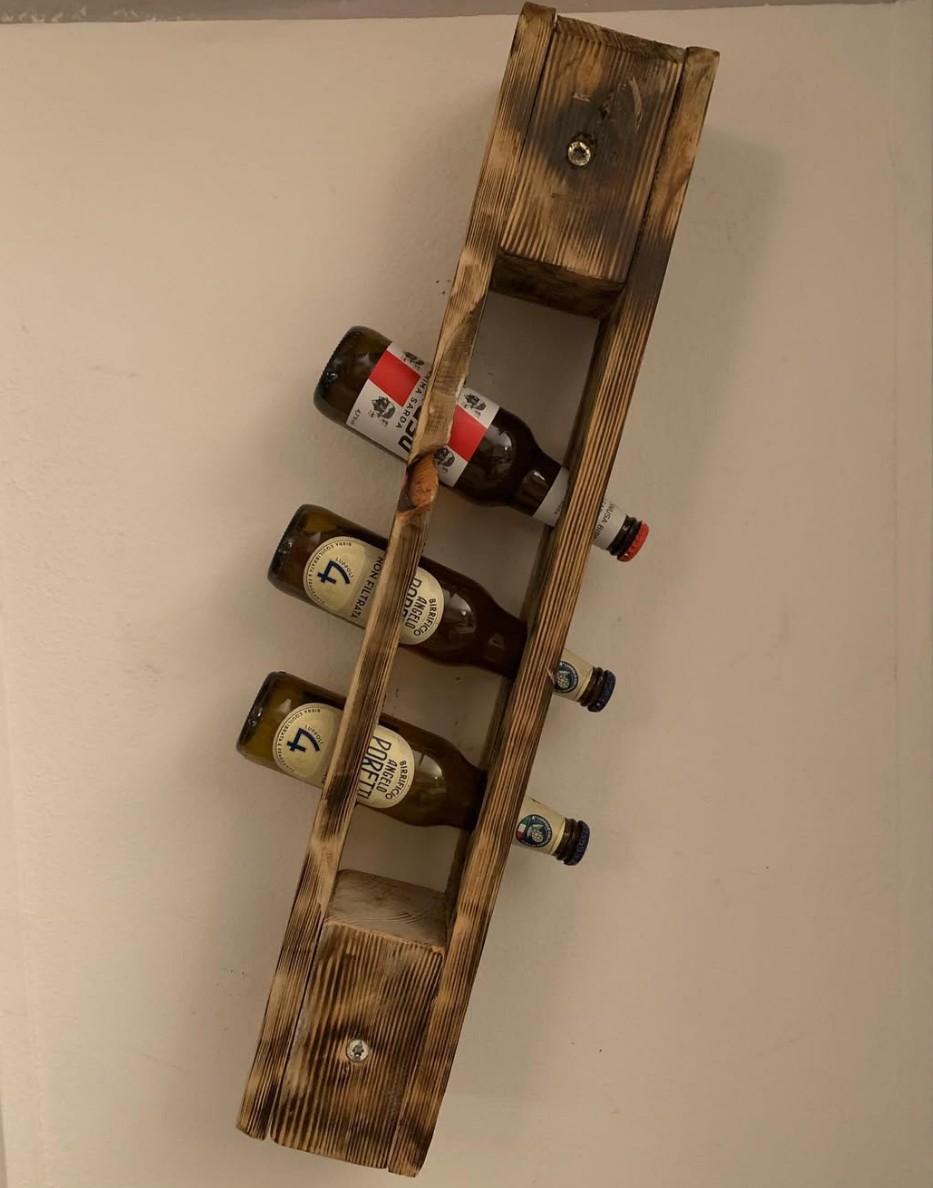 Porta vino artigianale